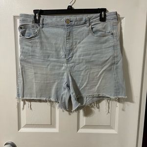 American Eagle next level stretch curvy high rise Shortie size 18 shorts